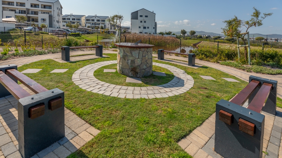 To Let 3 Bedroom Property for Rent in Sandown Western Cape